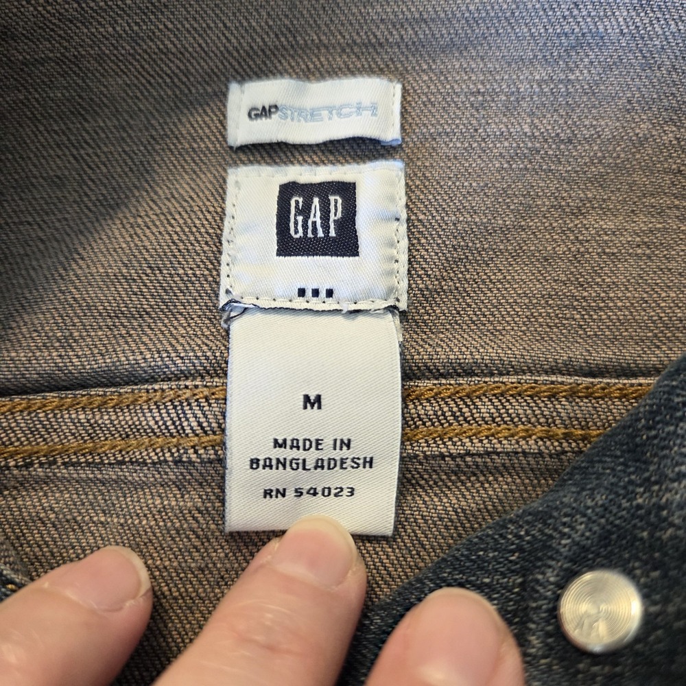 Gap sz M stretch jean jacket trucker style worn distressed look casual denim - Picture 9 of 12